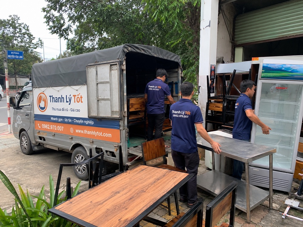 Ảnh xe và nhân viên Thanh Lý Tốt thu mua tận nơi tại Cần Thơ