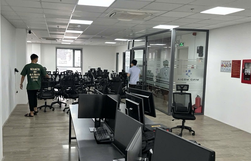 Hỉnh ảnh thực tế thu mua máy tính cũ tại văn phòng HCM