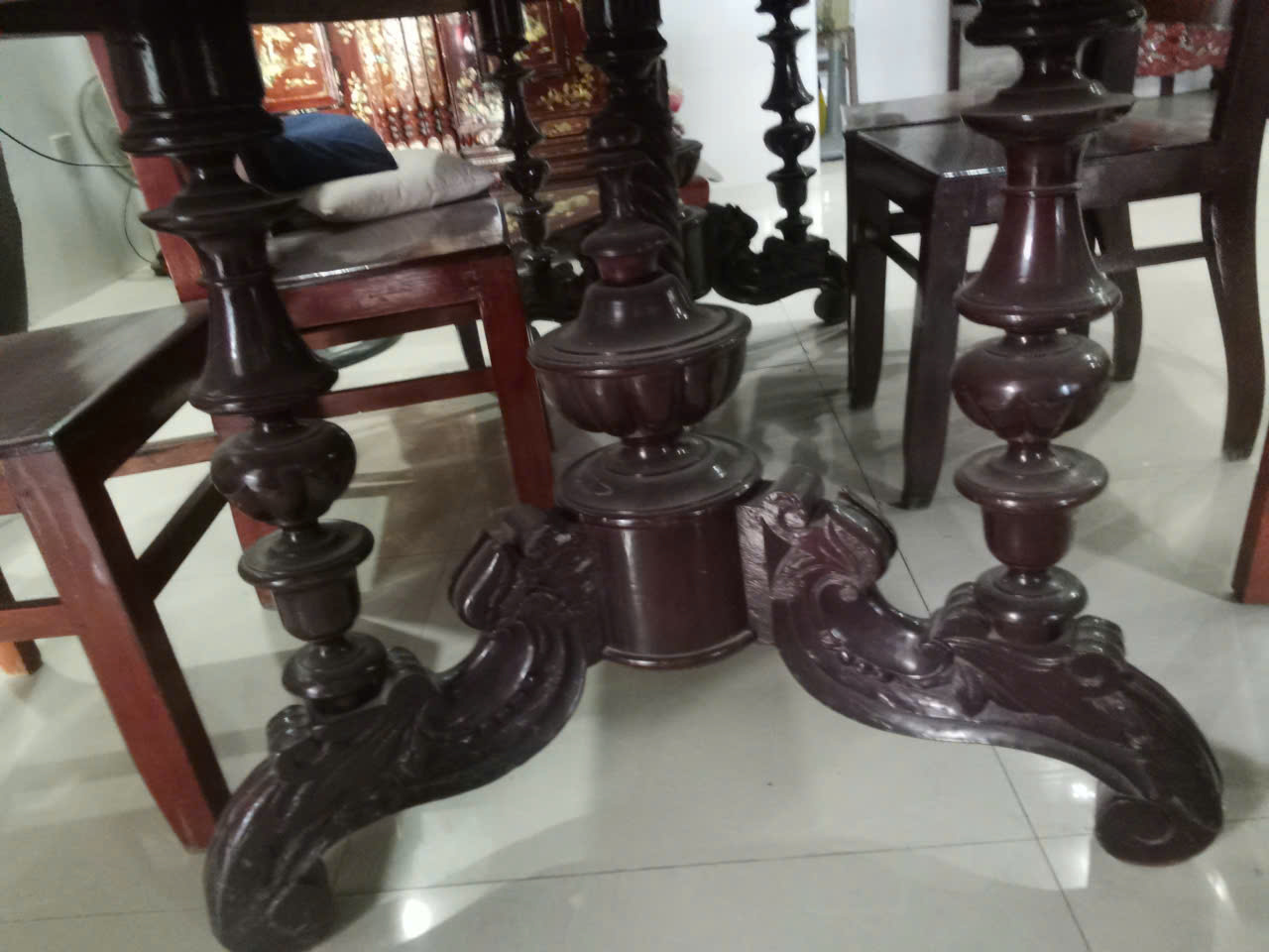 Chuyên thu mua bộ bàn ăn gỗ xưa tại Hà Nội giá cao tận nơi