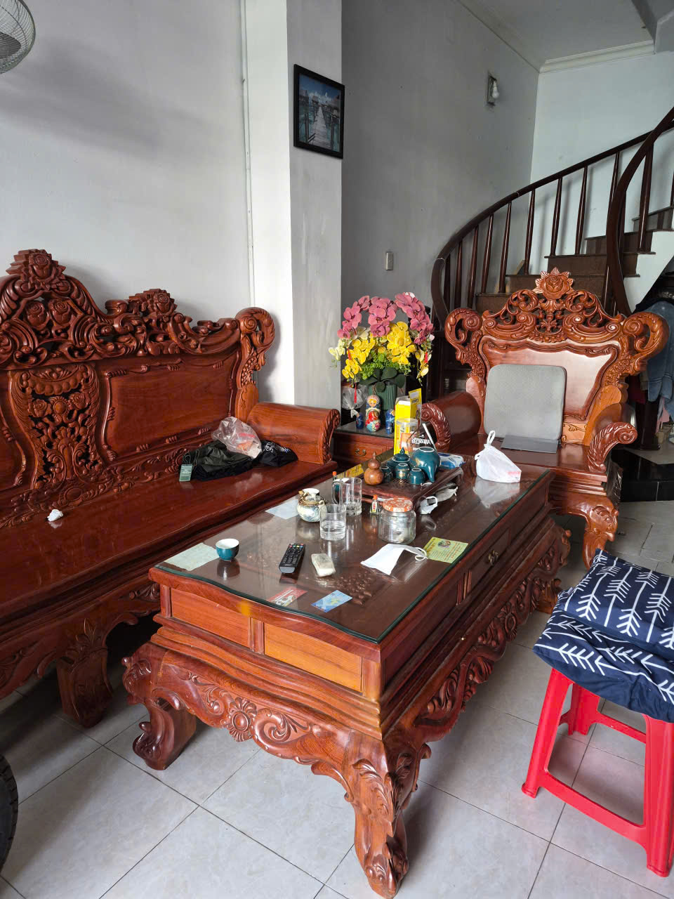 Ảnh thu mua bộ bàn ghế salon gỗ