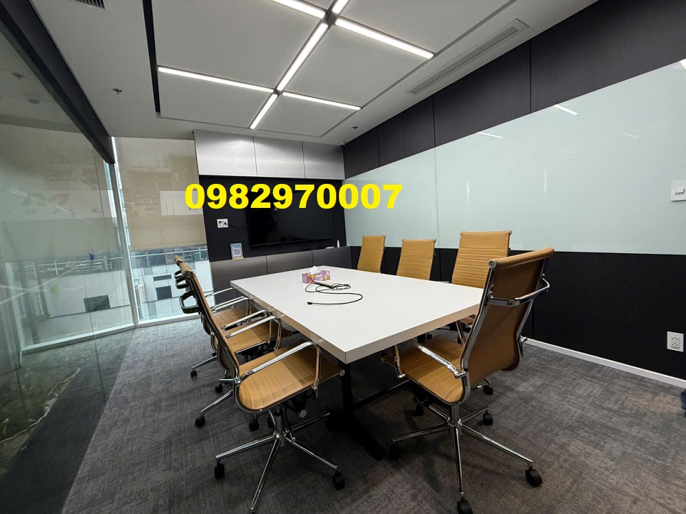 Ảnh thu mua bàn ghế phòng họp cao cấp tại TPHCM