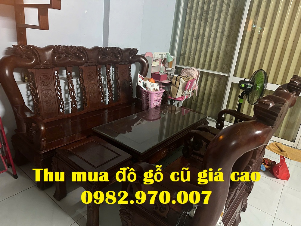 ảnh thu mua bộ ghế salon gỗ hương tại nhà khách quận 7