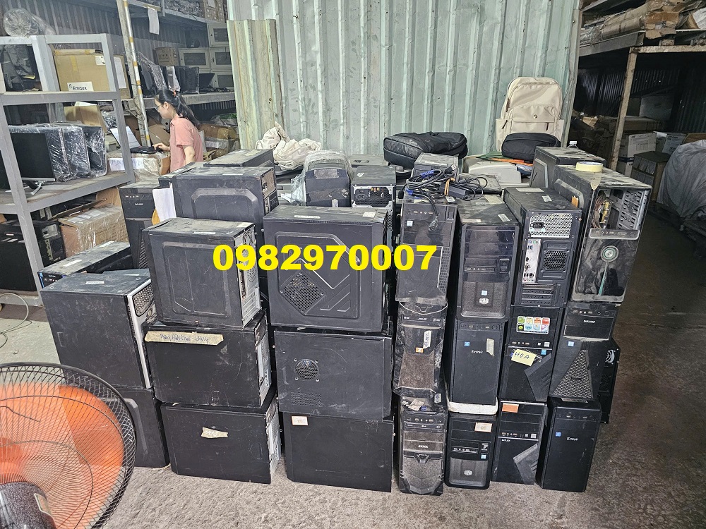 ảnh thu mua máy PC cũ  số lượng tại quận 2