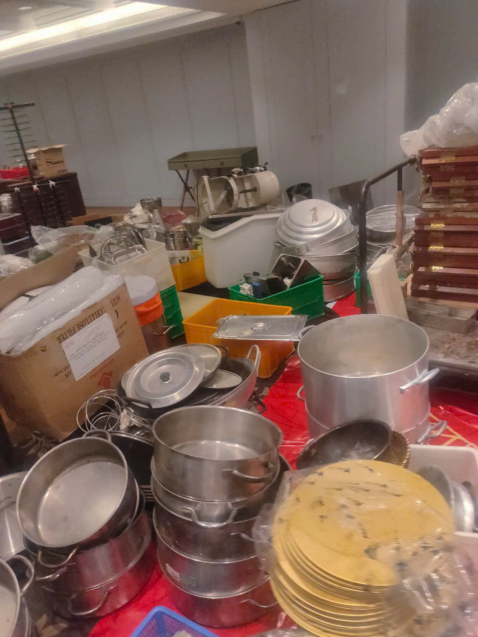 HÌNH ẢNH THU MUA ĐỒ NHÀ HÀNG CŨ Ở TPHCM CỦA THANH LÝ TỐT