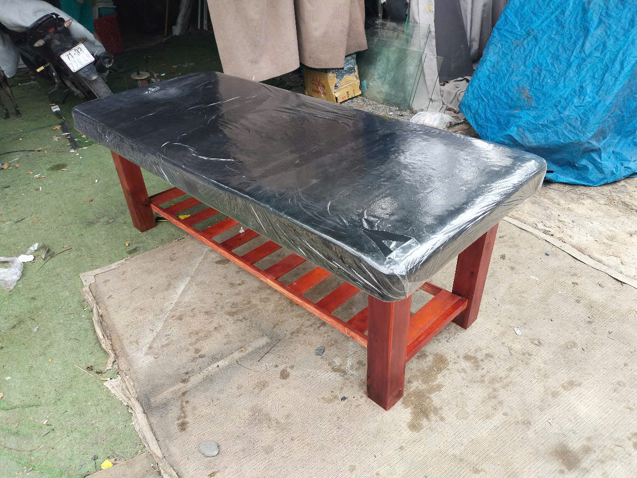 Hình ảnh giường massage thanh lý giá rẻ tại Thanh Lý Tốt