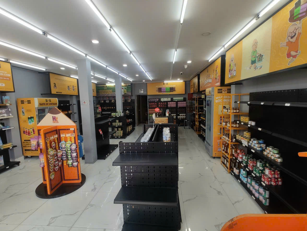 Hình ảnh thực tế thu mua kệ sắt siêu thị tại Thanh Lý Tốt