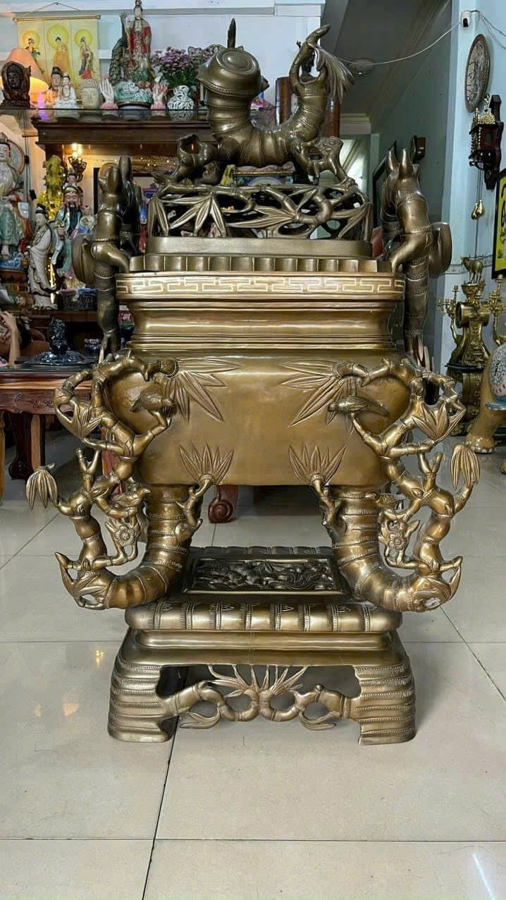 Hình ảnh thu mua bộ lư đồng cũ giá cao tại Thanh Lý Tốt