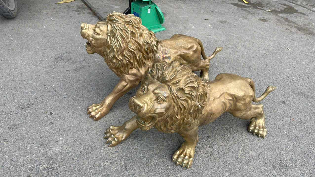 Hình ảnh thu mua tượng đồng sư tử tại Thanh Lý Tốt