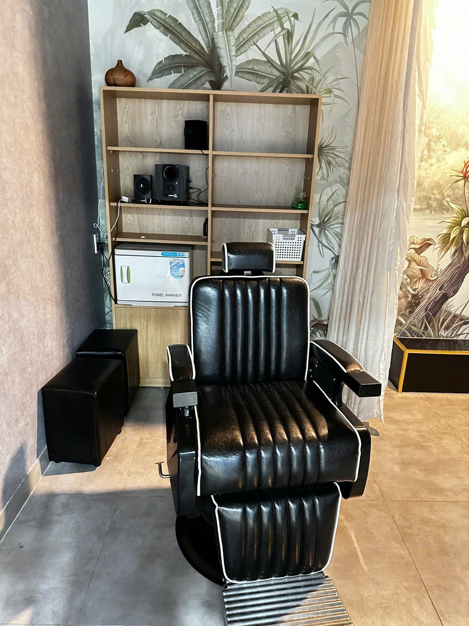 Thanh Lý Ghế Hớt Tóc Nam Còn Đẹp Như Mới Giá Rẻ Tại TPHCM