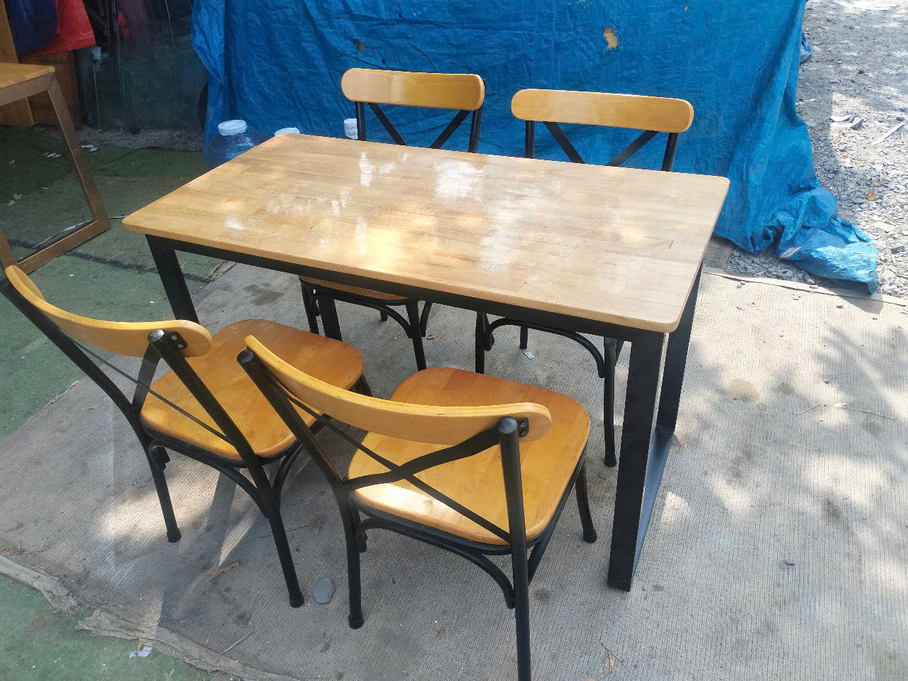 Thanh lý bàn ghế quán ăn giá rẻ tại TPHCM