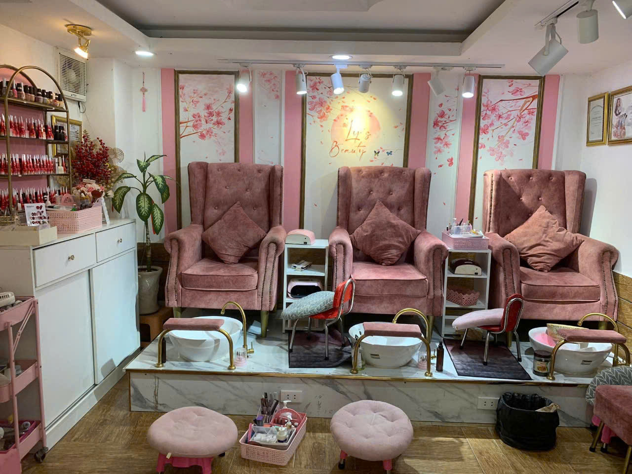 Thanh lý ghế nail giá rẻ TPHCM