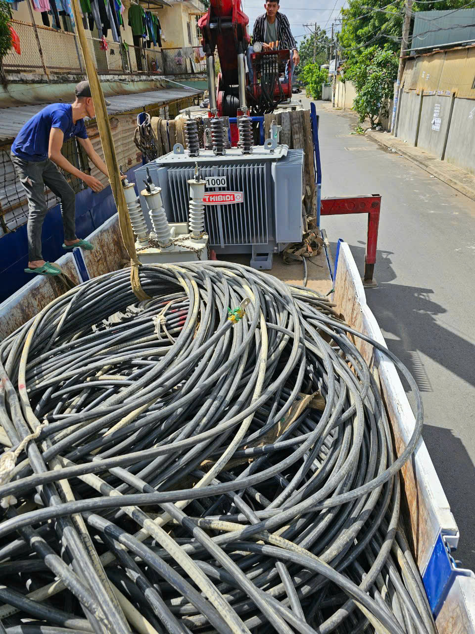 Thu mua dây điện cũ số lượng lớn TPHCM