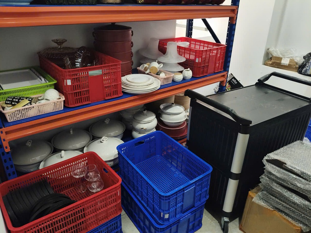 Hình ảnh thu mua đồ dùng nhà hàng quán ăn tại quận 2