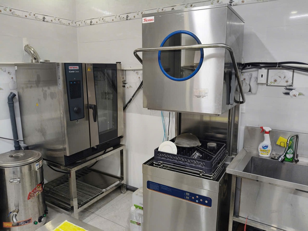 Hình ảnh thu mua máy rửa chén nhà hàng tại quận 7