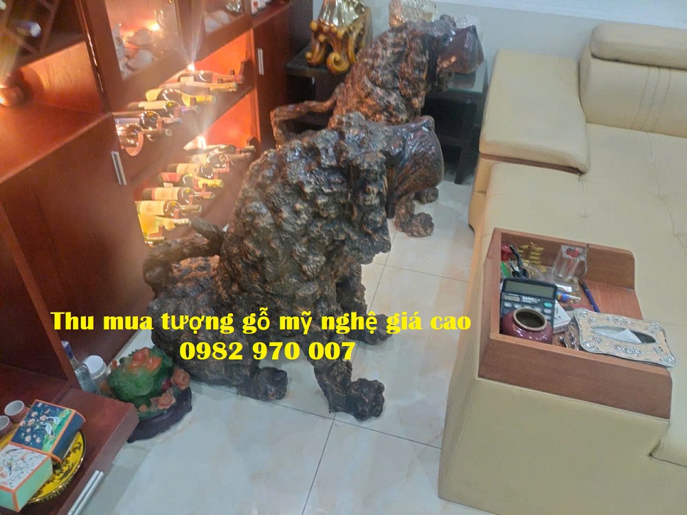 Ảnh thực tế thu mua tượng gỗ mỹ nghệ tại quận 1