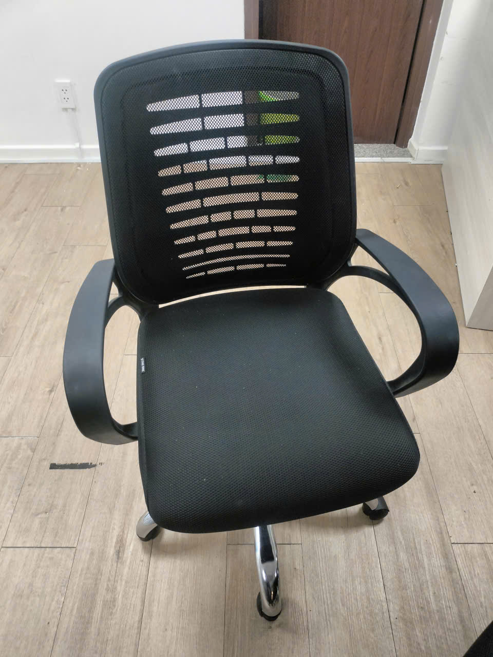 ghế xoay hòa phát thanh lý