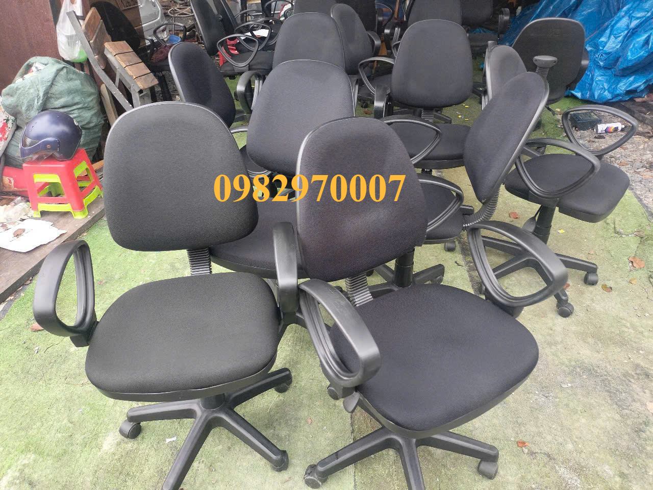 Hình ảnh ghế xoay nỉ văn phòng thanh lý