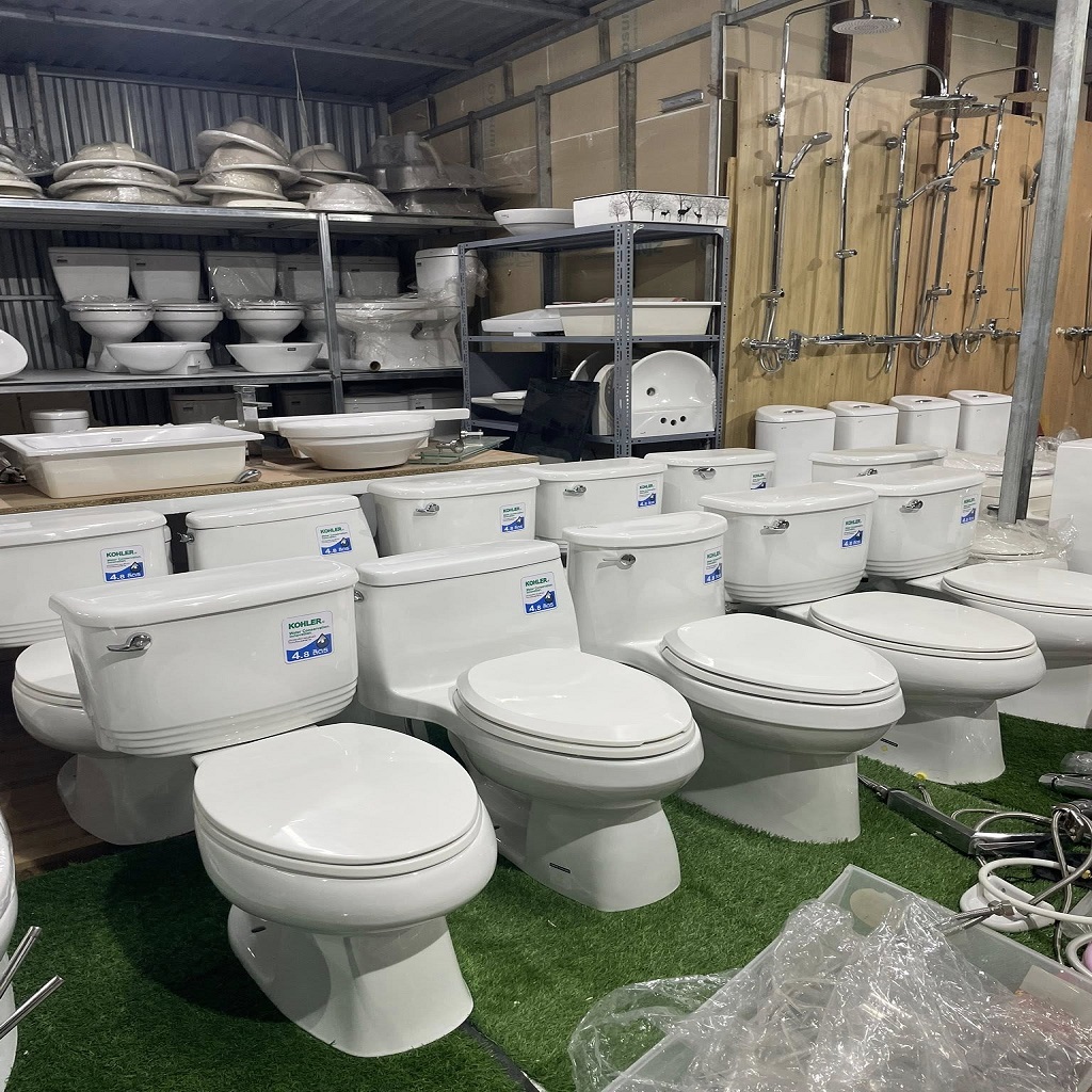 hình ảnh bồn cầu cũ thanh lý đẹp như mới tại Thanh Lý Tốt