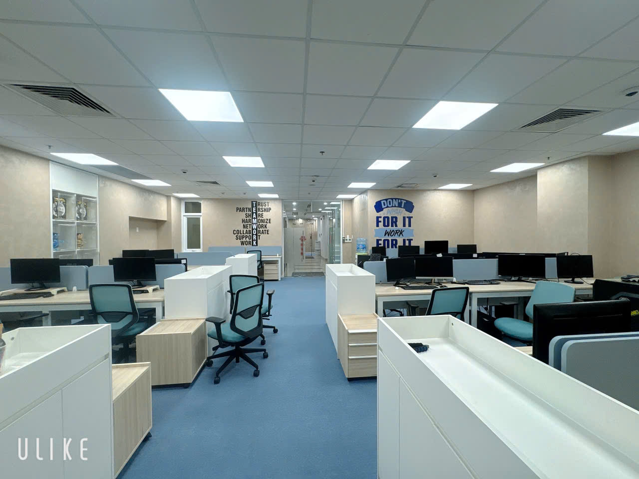 hình ảnh khảo sát thu mua đồ văn phòng cũ tại Quận 1