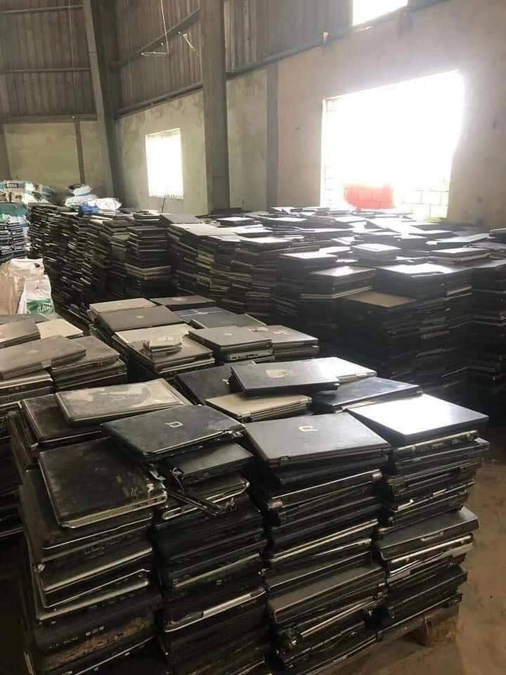 hình ảnh kho laptop cũ tại Thanh Lý Tốt mới nhất 2025