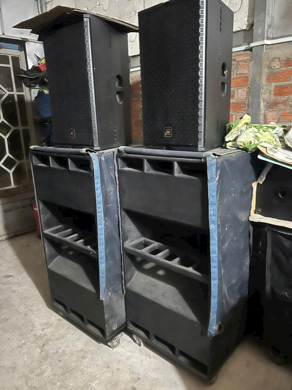 hình ảnh thanh lý loa sân khấu tại quận 7