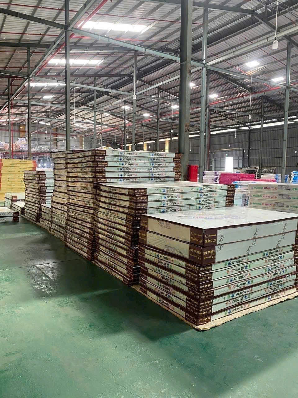 hình ảnh thu mua chăn ga gối đệm tồn kho