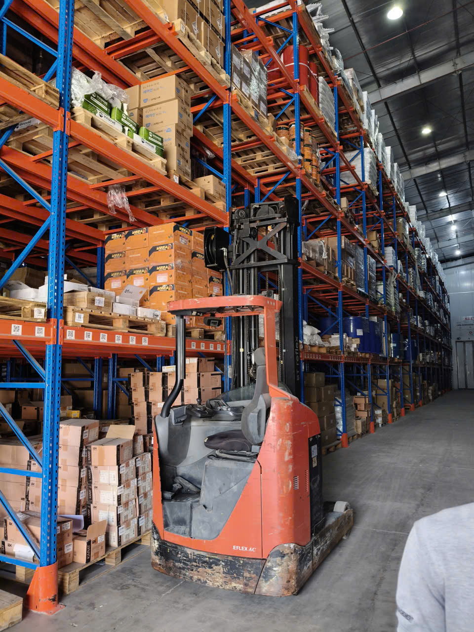 hình ảnh thu mua kệ sắt kho công nghiệp tại TPHCM giá cao mới nhất