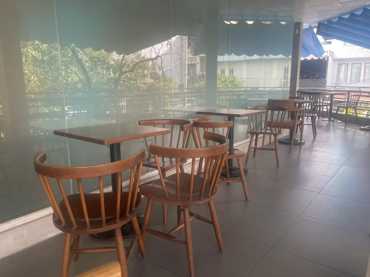 Chuyên thu mua bàn ghế cafe cũ trọn gói giá cao nhanh chóng