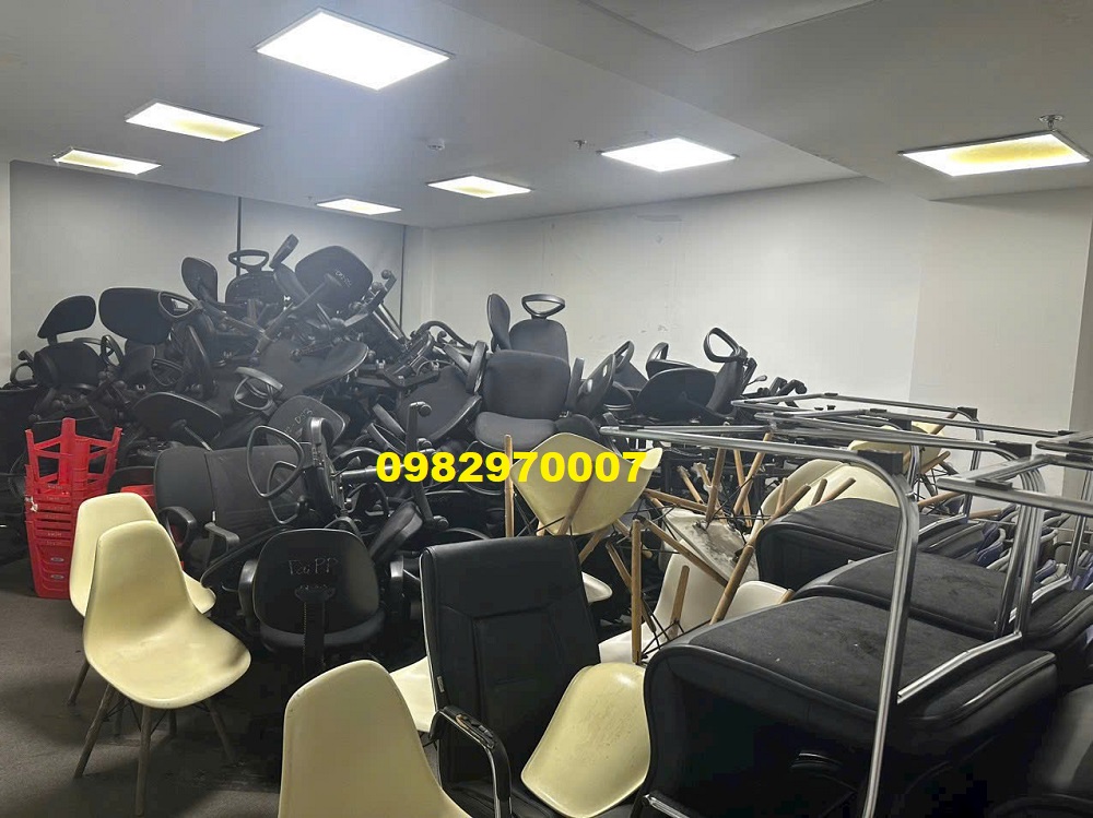 Hình ảnh thanh lý thu mua ghế văn phòng cũ số lượng lớn tại TPHCM