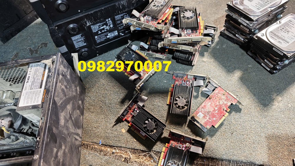 Ảnh thu mua linh kiện PC cũ tại văn phòng quận 7
