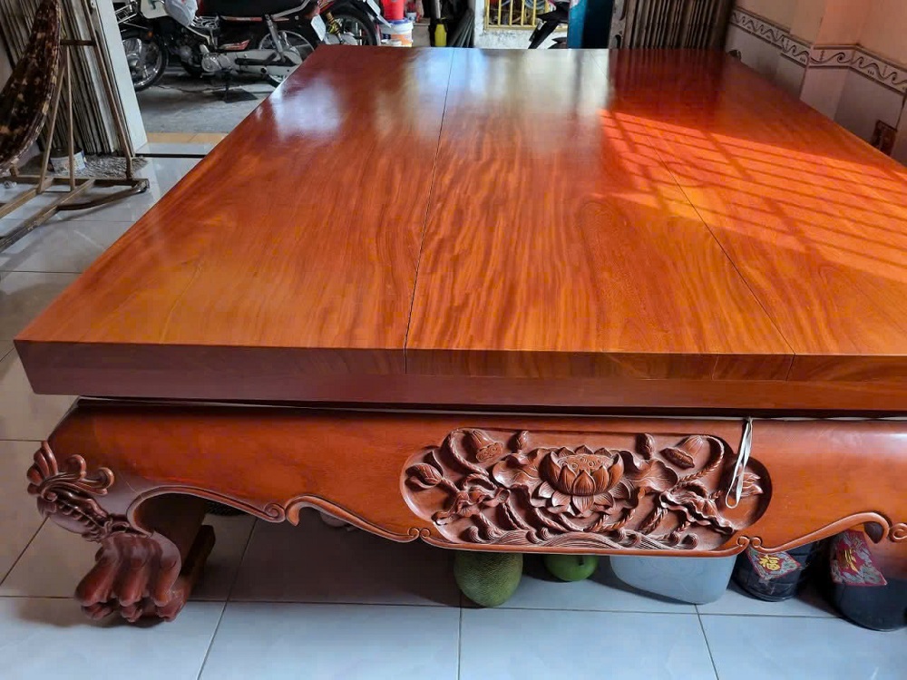 Hình ảnh thu mua sập gỗ nguyên khối giá trị cao tại TPHCM