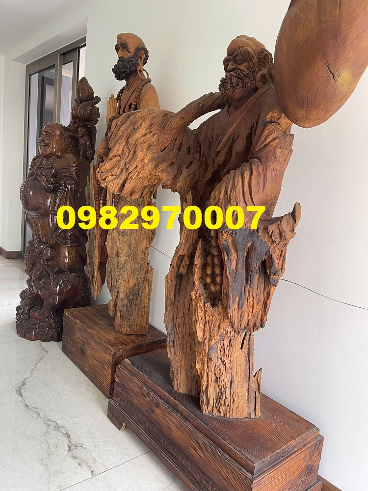 Hình ảnh thực tế thu mua tượng gỗ cũ tại nhà khách quận 7