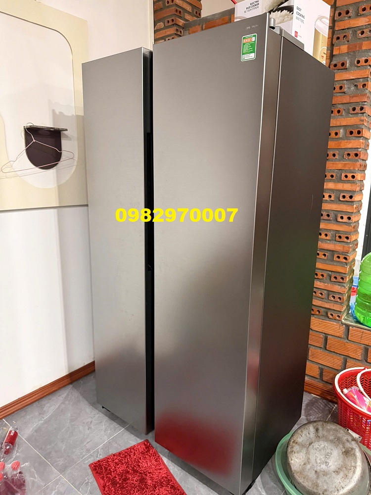 Ảnh chụp thu mua tủ lạnh cũ 4 cánh samsung side by side tại phường Phú Mỹ Hưng