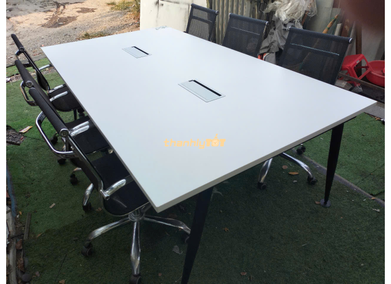 Bàn Họp Thanh Lý 1m2x2m2 Giá Rẻ Tại TPHCM