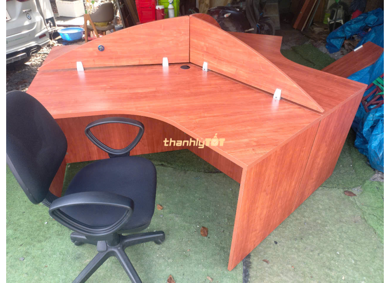 Thanh Lý Bàn Làm Việc Nhóm Giá Rẻ Tại TPHCM