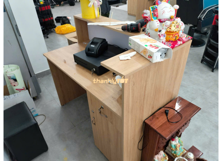 Thanh Lý Quầy Tiếp Tân Spa Giá Rẻ Tại TPHCM