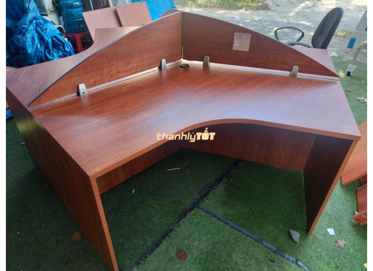 Thanh Lý Bàn Làm Việc Nhóm Giá Rẻ Tại TPHCM