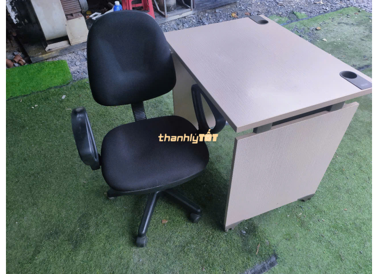 Thanh Lý Bàn Văn Phòng Cũ 80x60 Giá Rẻ Tại TPHCM