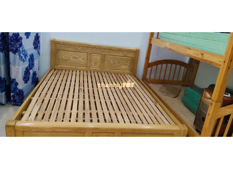 Thanh Lý Giường Gỗ Sồi 1m8x2m Giá Rẻ