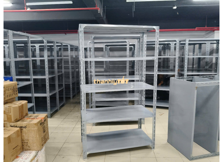 Kệ Sắt Thanh Lý Giá Rẻ TPHCM– Bền Đẹp Như Mới Giá Từ 250K