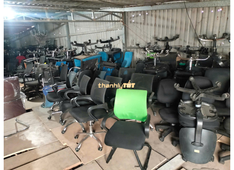 Mua Bán Thanh Lý Đồ Nội Thất Cũ TPHCM: Giá Rẻ, Đẹp Như Mới 99%