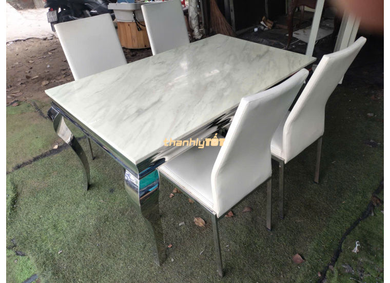 Bộ bàn ăn 4 ghế thanh lý – Sang trọng, bền đẹp, giá rẻ