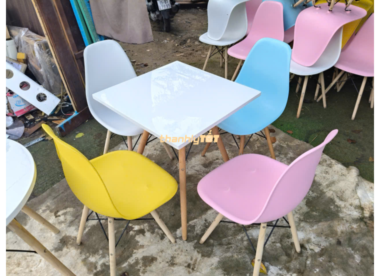 Thanh Lý Bộ Bàn Ghế Cafe Giá Rẻ Đẹp Như Mới
