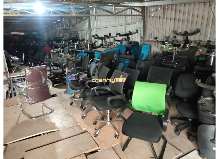  Ghế xoay thanh lý TPHCM giá sốc, chỉ từ 150k, hàng đẹp bền