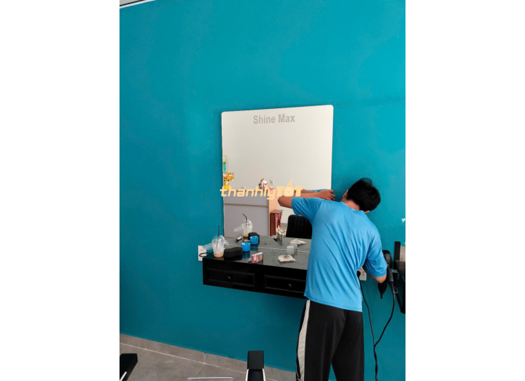 Thanh Lý Kệ Gương Cắt Tóc Giá Rẻ Tại Thanh Lý Tốt